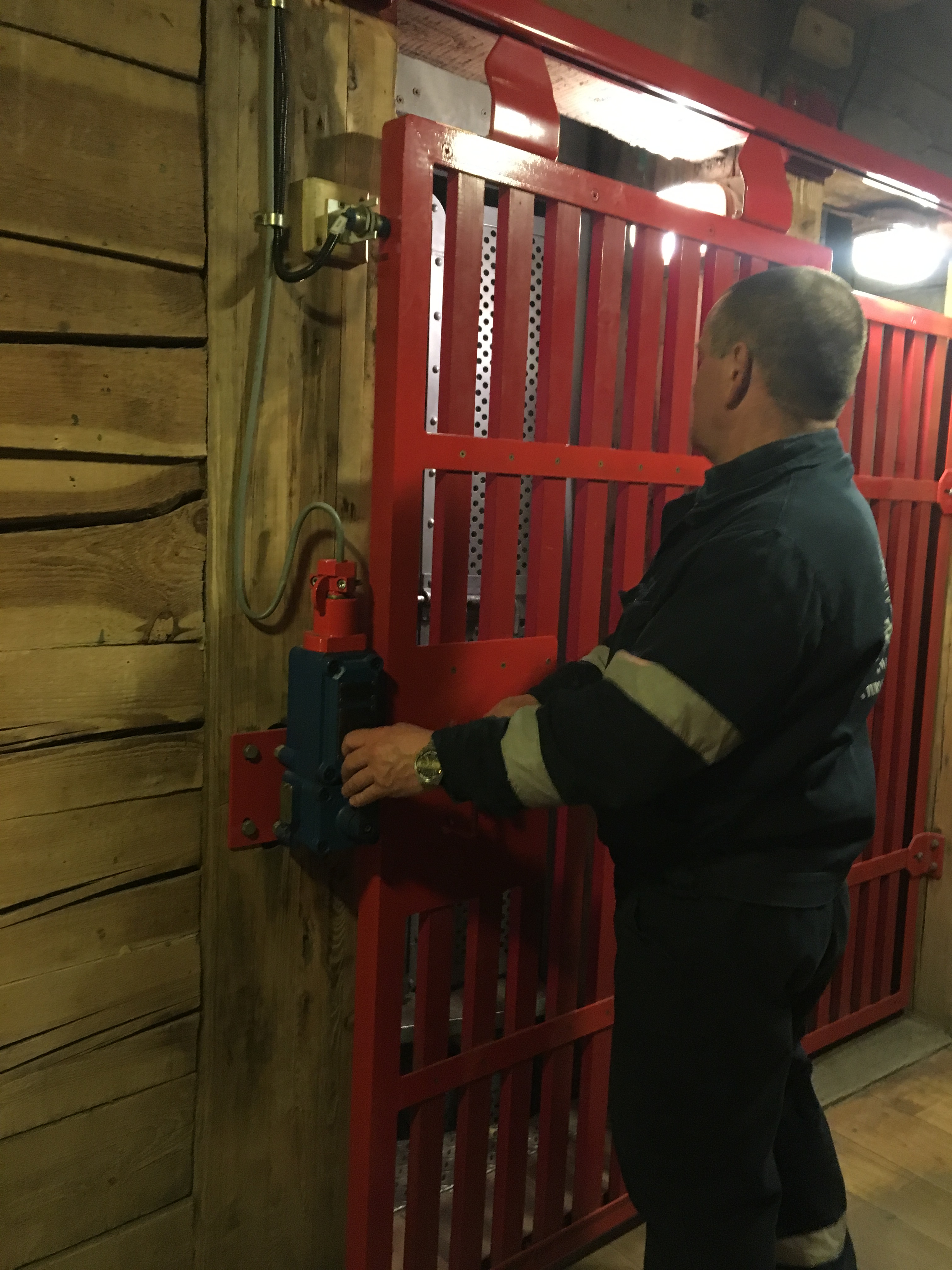 Foto 12-4-17 19 25 39